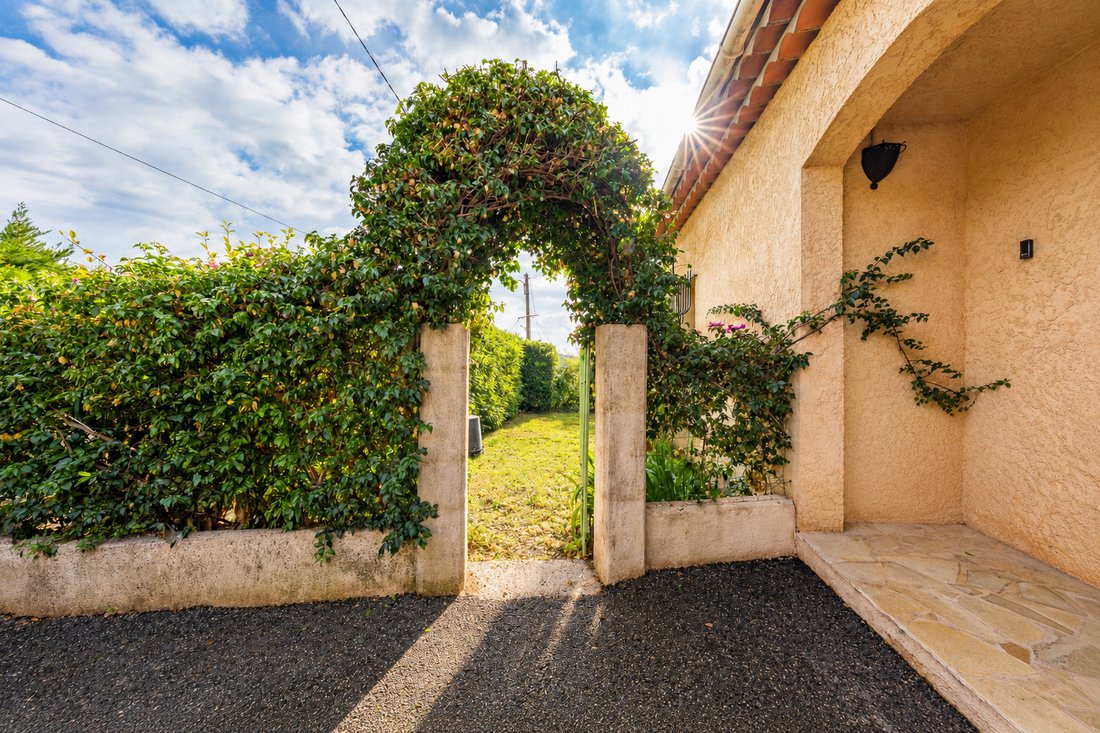 Villa in Centre du Village, La Colle-sur-Loup, France 4 - 19145509