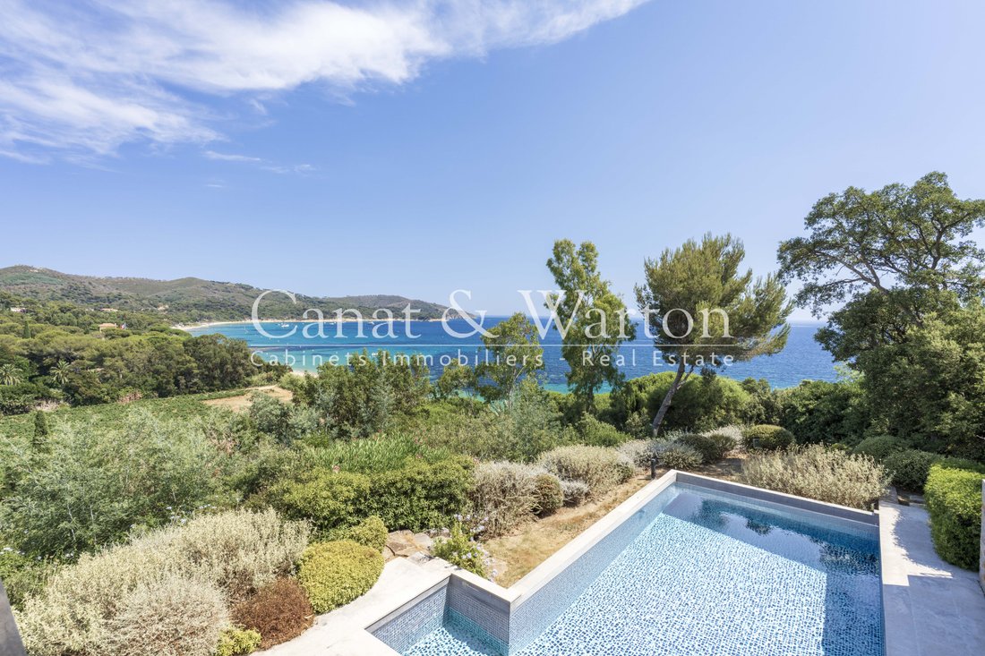 Villa in Rayol-Canadel-sur-Mer, Provence-Alpes-Côte d'Azur, France 1 - 18313710