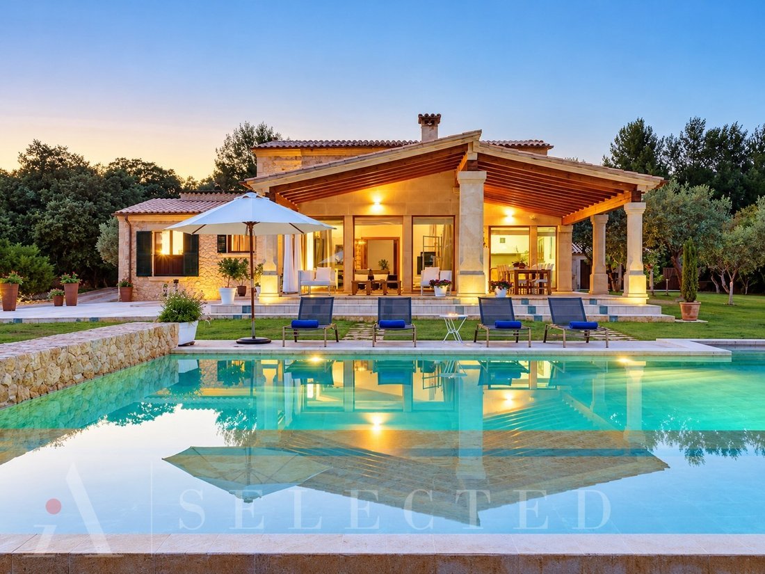 Chalet in Pollenca, Balearic Islands, Spain 1 - 10894475