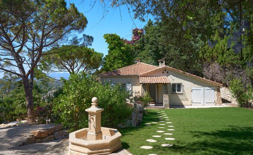 Haus in Mougins, Provence-Alpes-Côte d'Azur, Frankreich 1