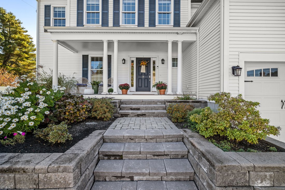 House in Norwood, Massachusetts, United States 2 - 19146351