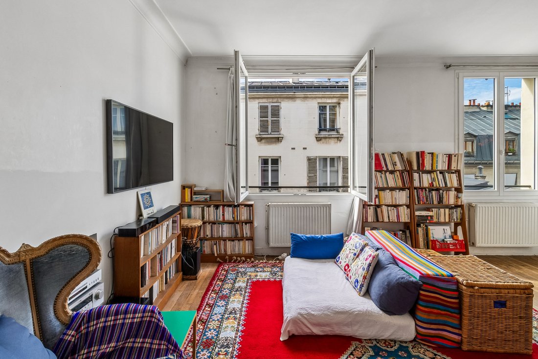 Apartment in République - Saint Ambroise, Paris, Ile-de-France 2 - 19145556