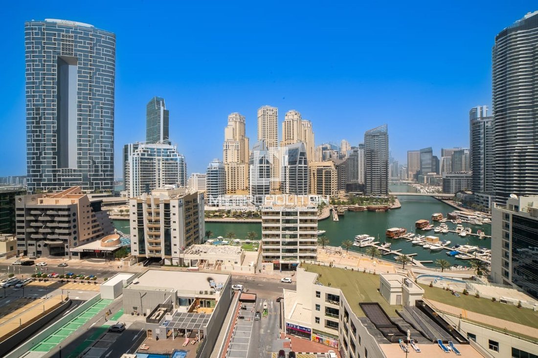 Apartment in Dubai, United Arab Emirates 2 - 19145656