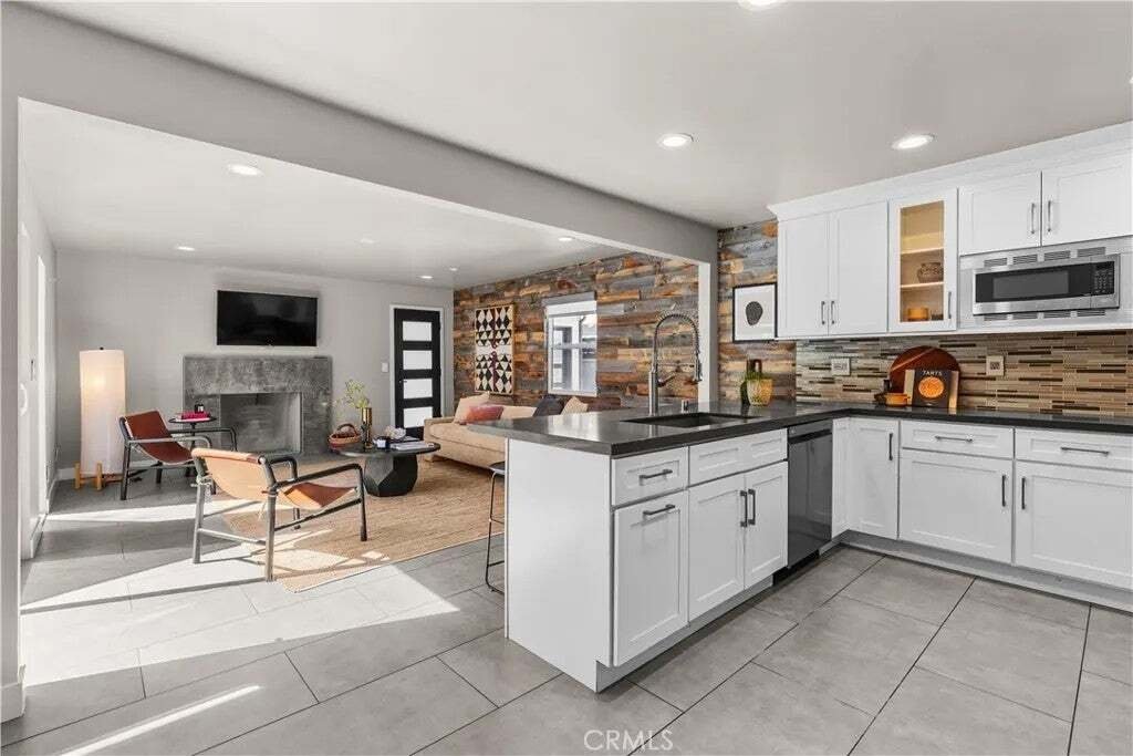Casa a Costa Mesa, California, Stati Uniti 3 - 19147737