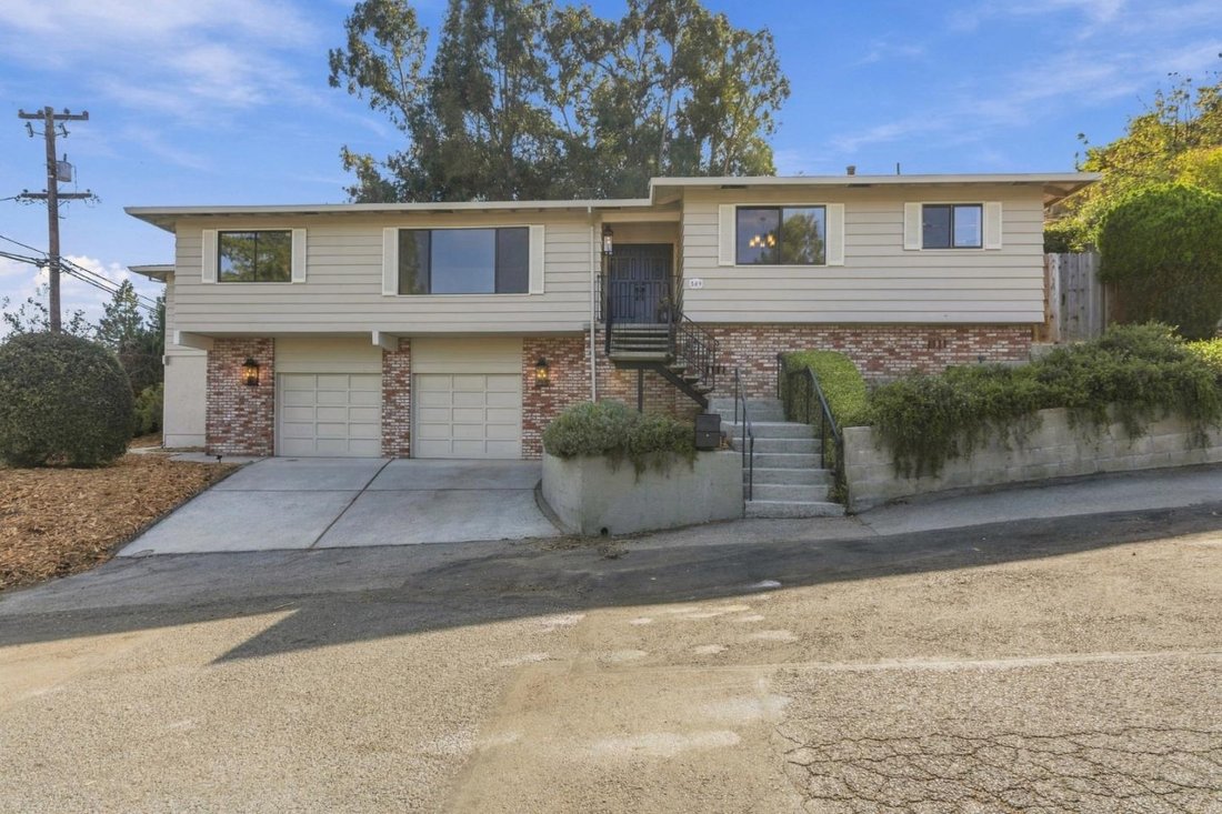 Single Family Residence In Redwood In Emerald Hills, California, United ...