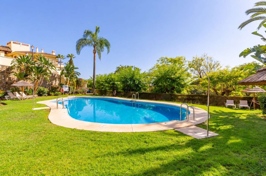 Apartment in Benahavis, Andalusia, Spain 2 - 19147564