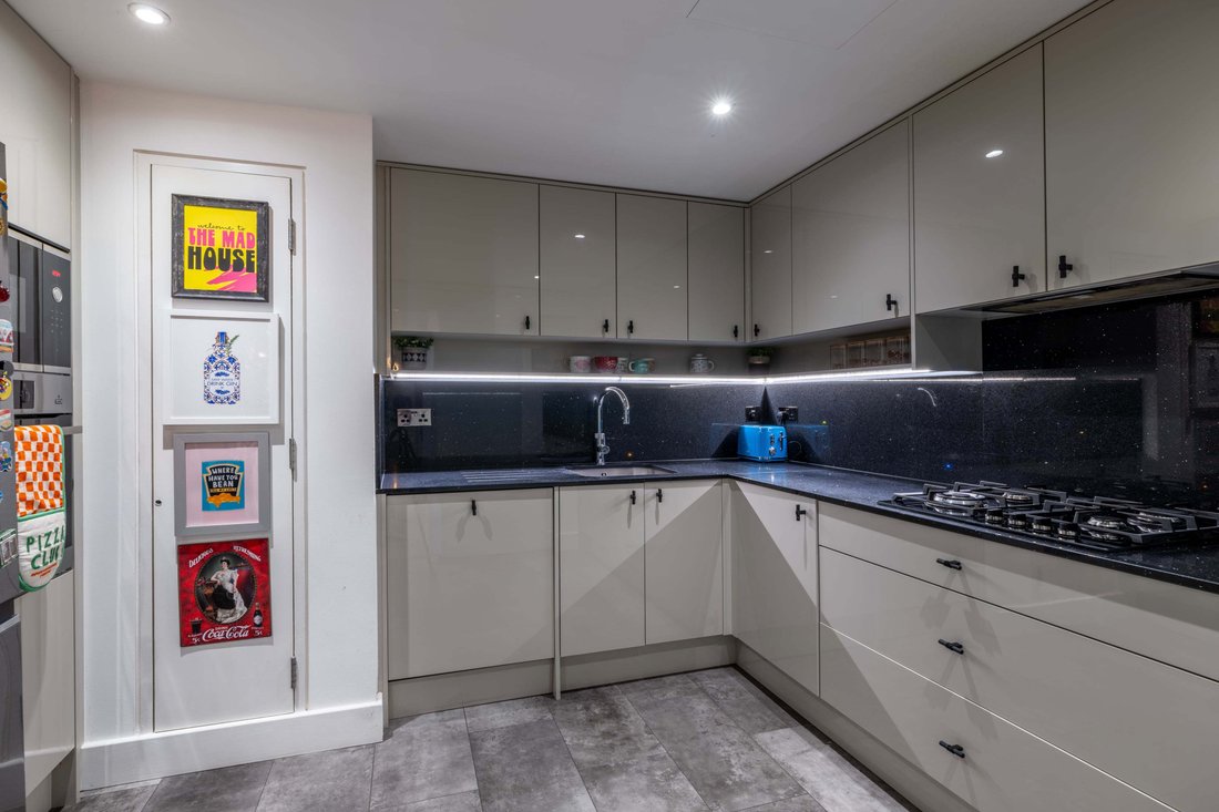 Apartment in West Hampstead, Camden, England 5 - 19147042