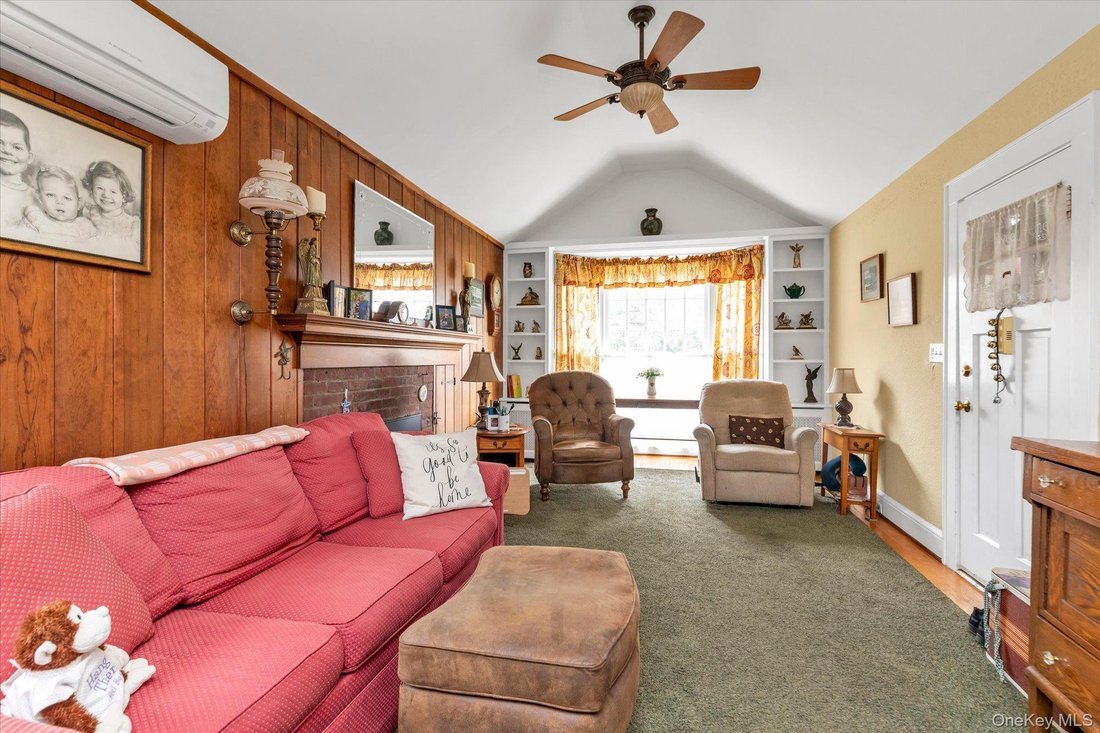 House in Bellmore, New York, United States 2 - 19148290