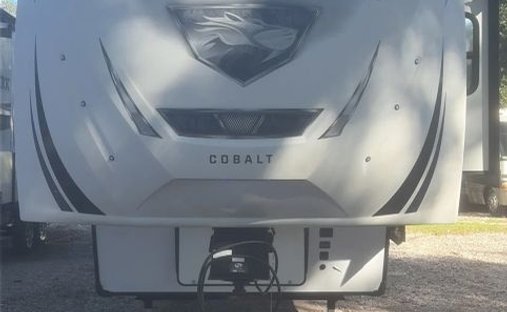2020 Sabre by Forest River Sabre Fifth Wheel 36BHQ in Thonotosassa, FL, United States 1