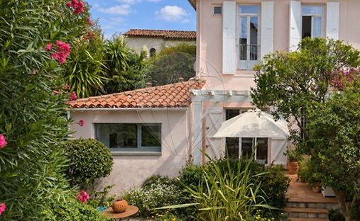 Maison à Antibes, Provence-Alpes-Côte d'Azur, France 1