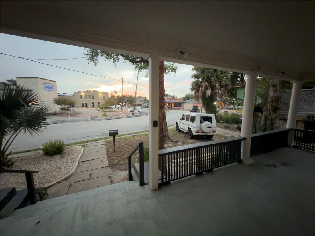 Houston, Texas, United States 1 - 19147978