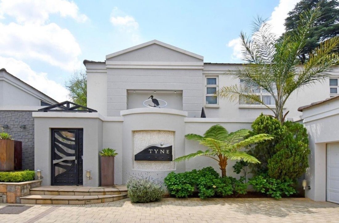 Apartment in Sandton, Gauteng, South Africa 2 - 19148572