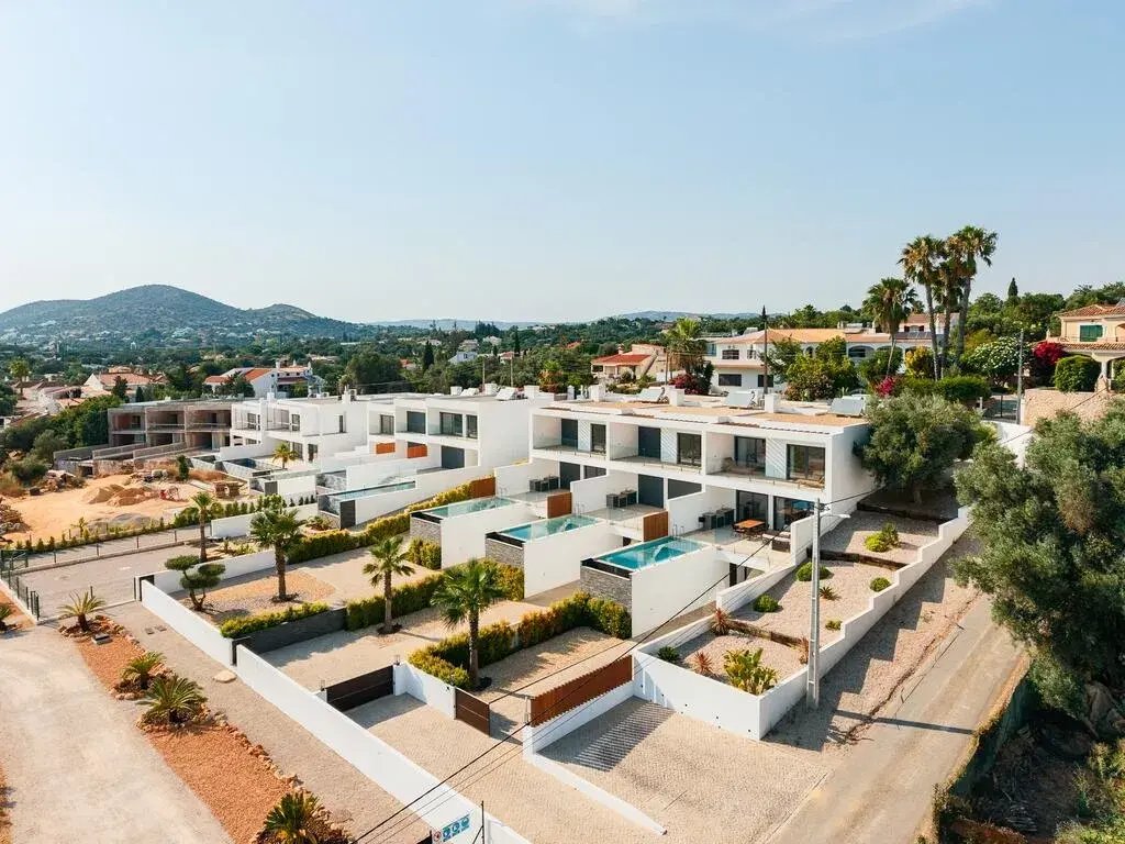 Townhouse in Almancil, Algarve, Portugal 1 - 19147032
