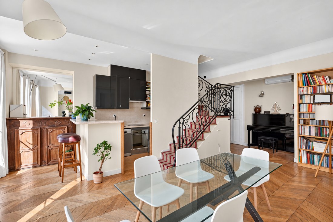 Wohnung in Europa, Paris 8e Arrondissement, Paris 3 - 19149161