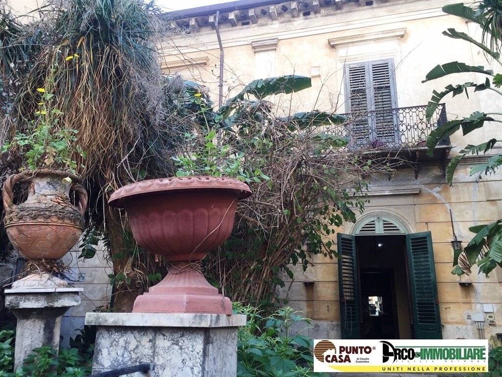 Villa in Zisa, Palermo, Italy 2 - 19146762