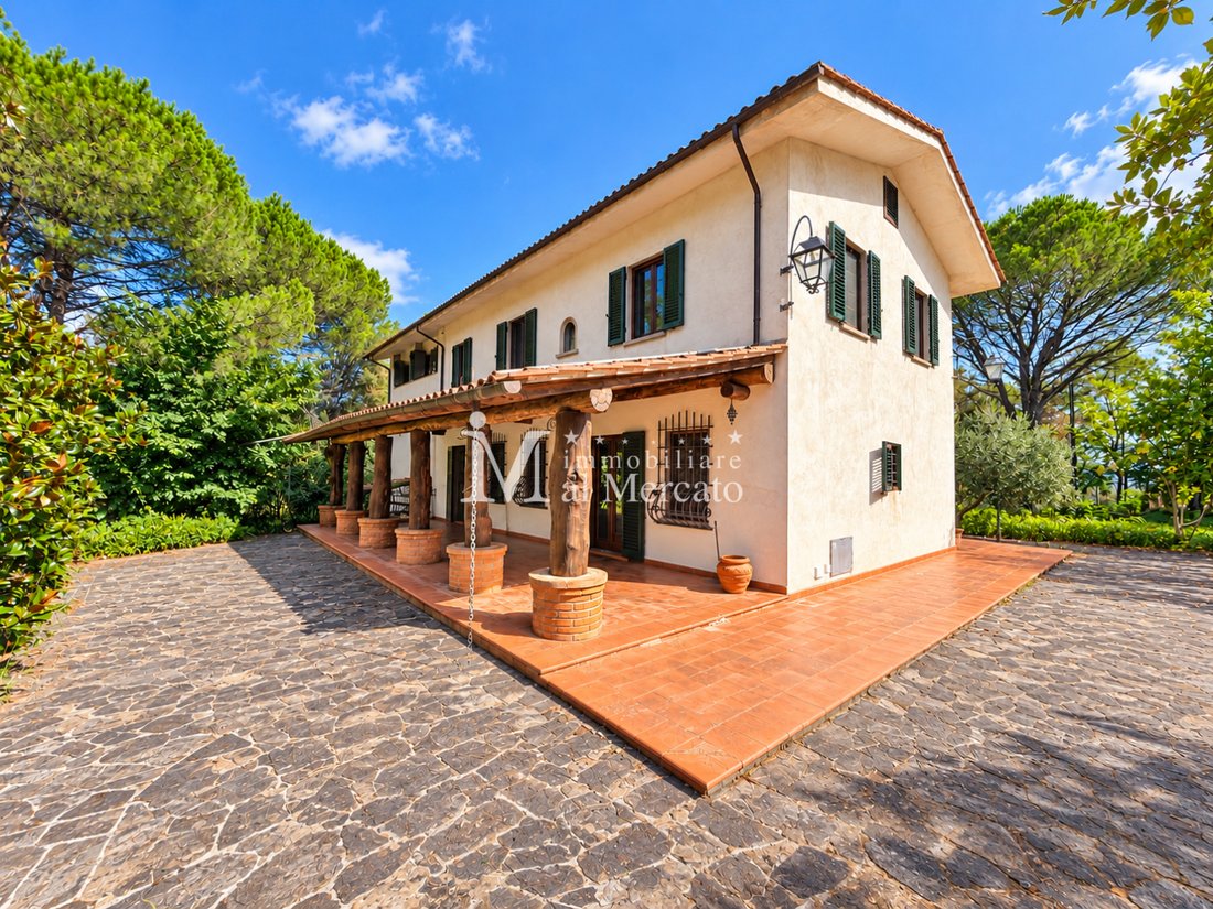 Villa à Montecarlo, Toscane, Italie 1 - 19147642