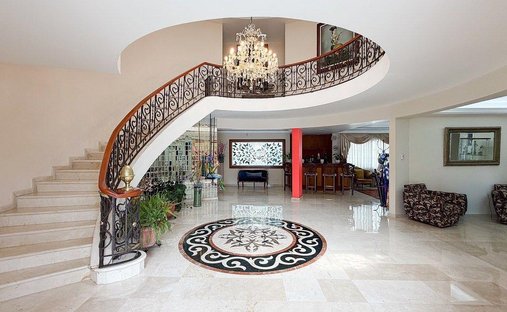 House in Naucalpan de Juárez, State of Mexico, Mexico 1