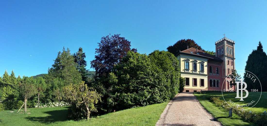 Villa en Cadegliano-Viconago, Lombardía, Italia 2 - 19146954