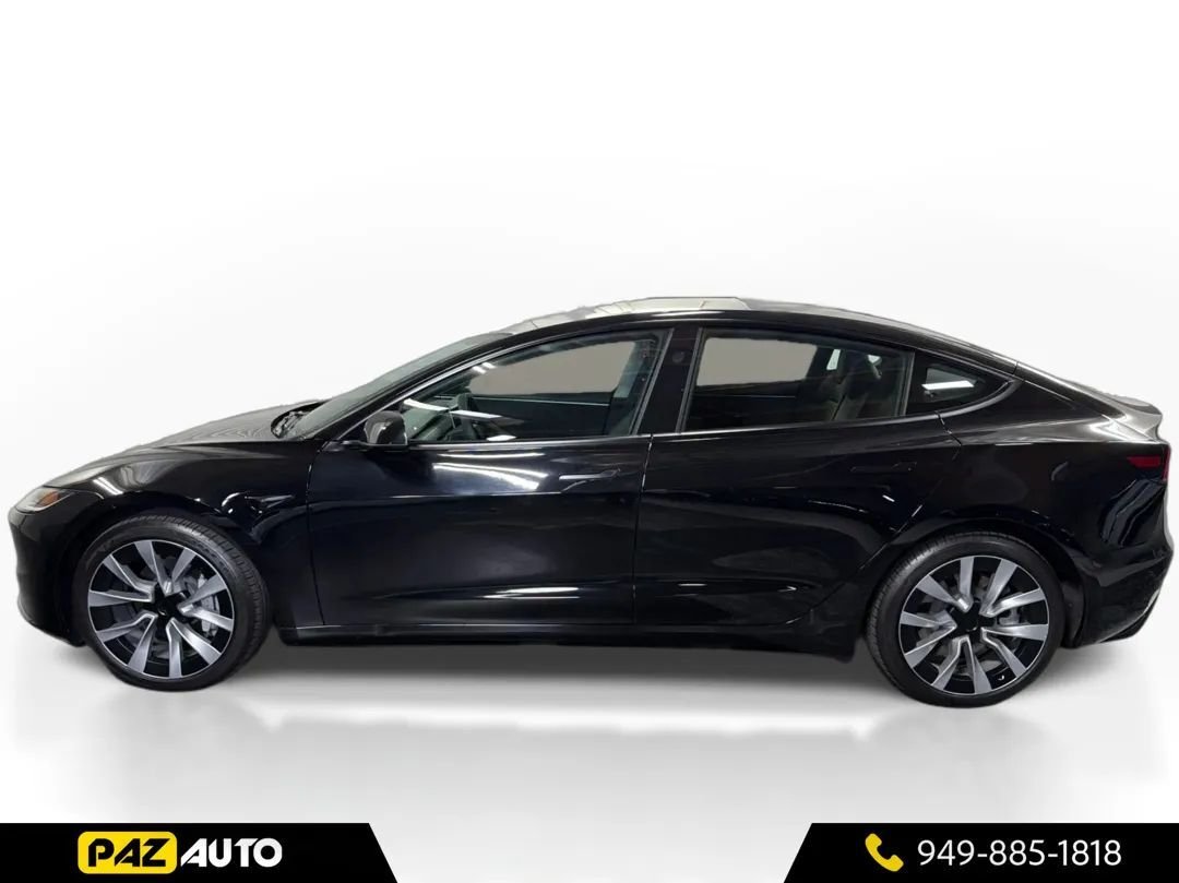 Sedan in Laguna Hills, CA, United States 2 - 19148913