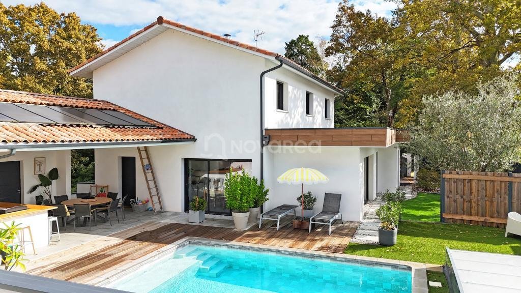 Maison à Saint-Martin-de-Hinx, Nouvelle-Aquitaine, France 2 - 19148384