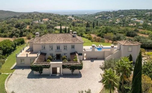 Villa in Santa Bárbara de Nexe, Algarve, Portugal 1