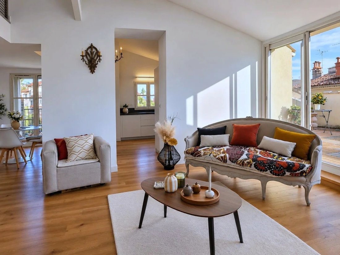Appartement à Hyères, Provence-Alpes-Côte d'Azur, France 3 - 19145418