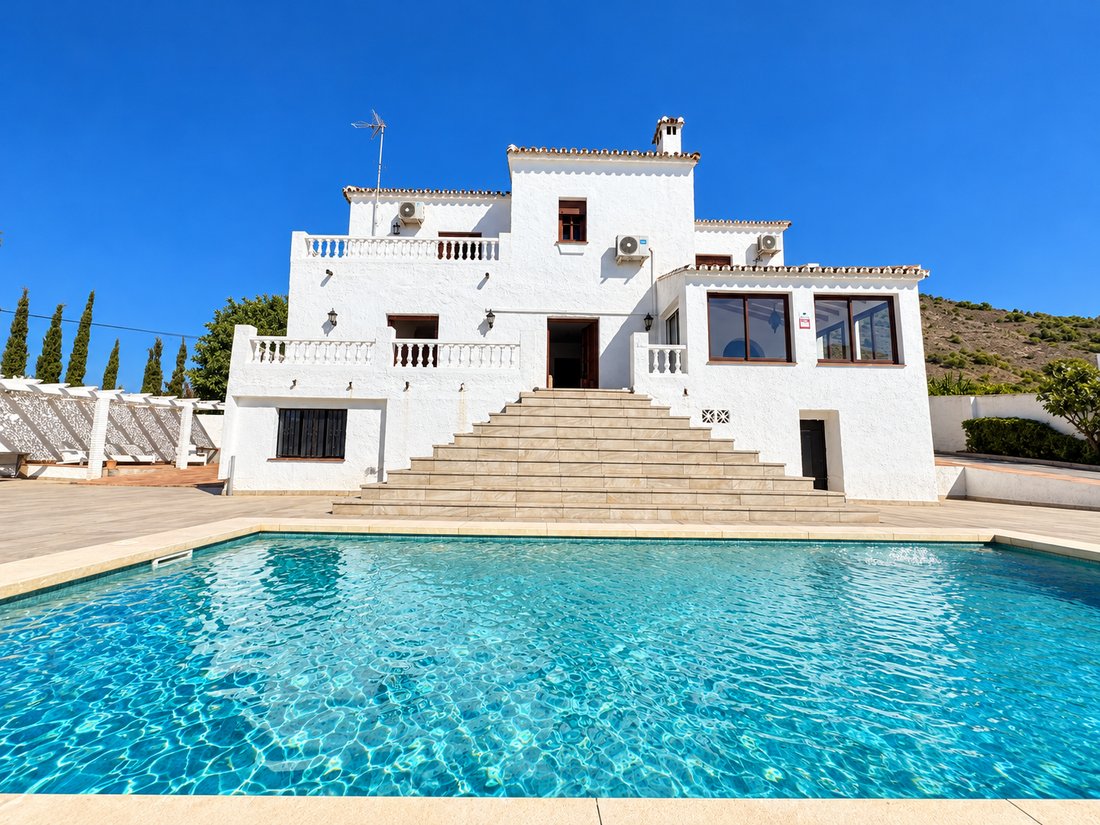 House in Nerja, Andalusia, Spain 2 - 19148235