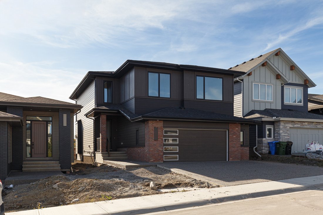 House in Calgary, Alberta, Canada 2 - 19146270