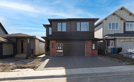 House in Calgary, Alberta, Canada 1