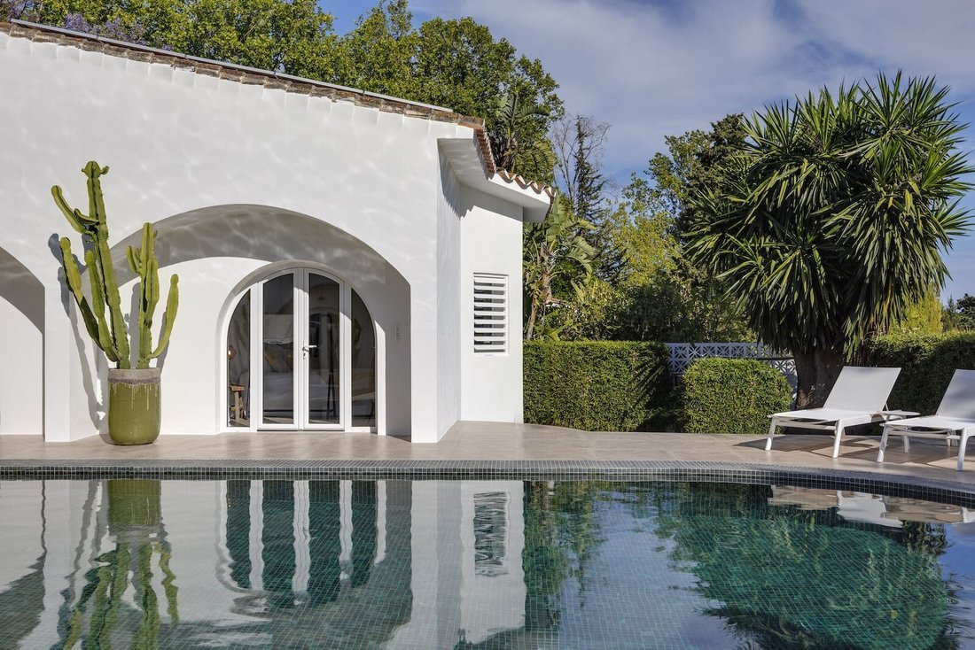 Villa in Guadalmina Alta, San Pedro de Alcantara, Spain 2 - 19147636