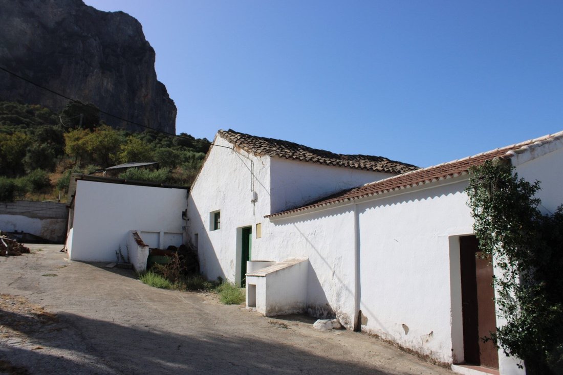 Country House in El Gastor, Andalusia, Spain 1 - 19147590