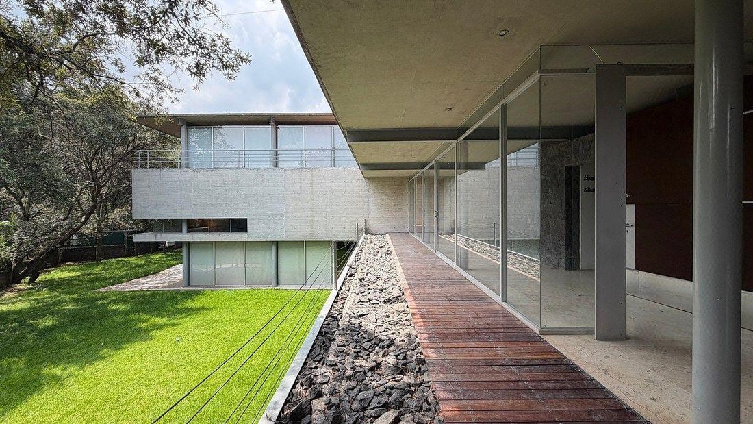 House in Ciudad López Mateos, State of Mexico, Mexico 1 - 19146581