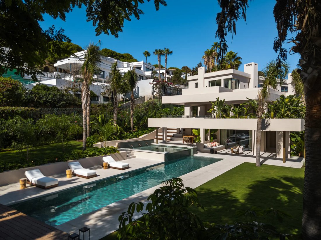 Villa in Puerto Banus, Marbella, Spain 5 - 19147656