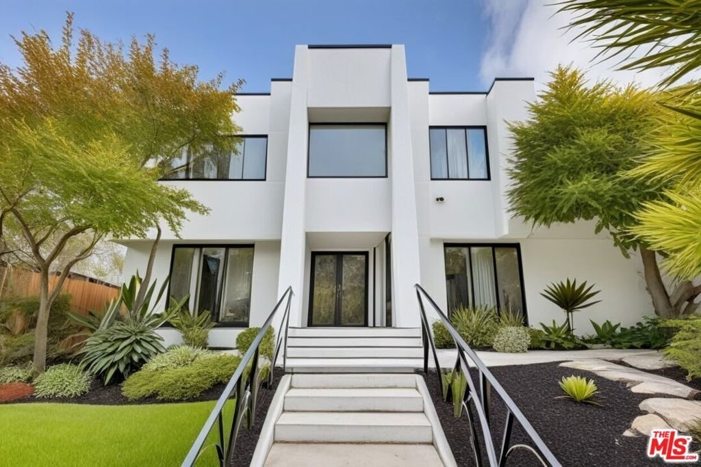 Los Angeles, California, United States 1 - 19146871