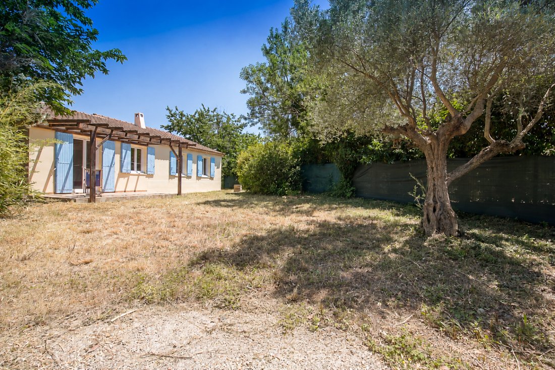 Maison à Granettes-Jauberte-Sainte Anne, Aix-en-Provence, France 4 - 19148052