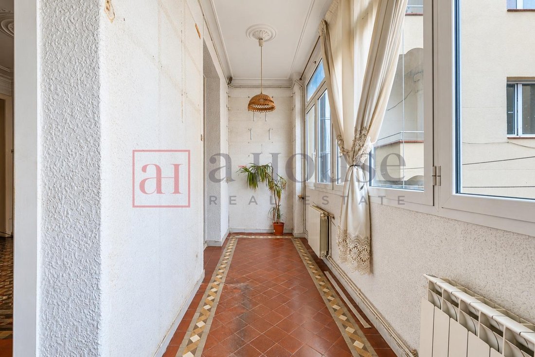 Apartment in Eixample, Barcelona, Spain 5 - 18314397