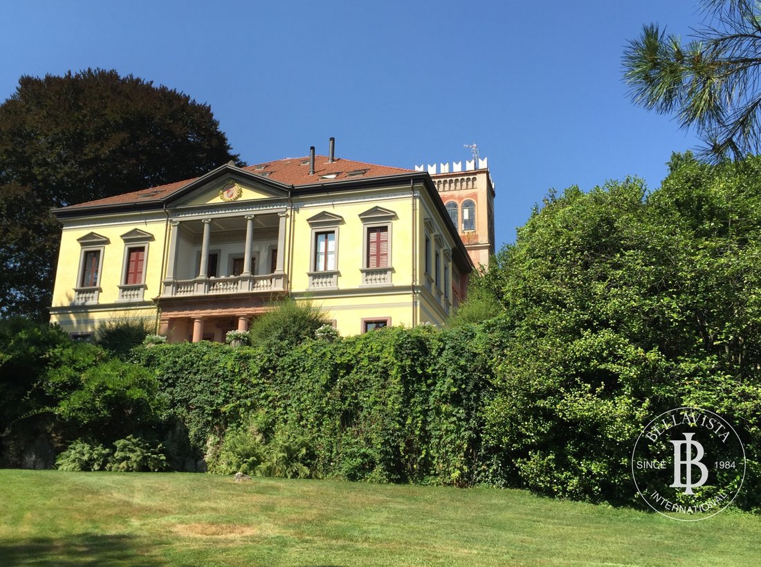 Villa en Cadegliano-Viconago, Lombardía, Italia 3 - 19146954