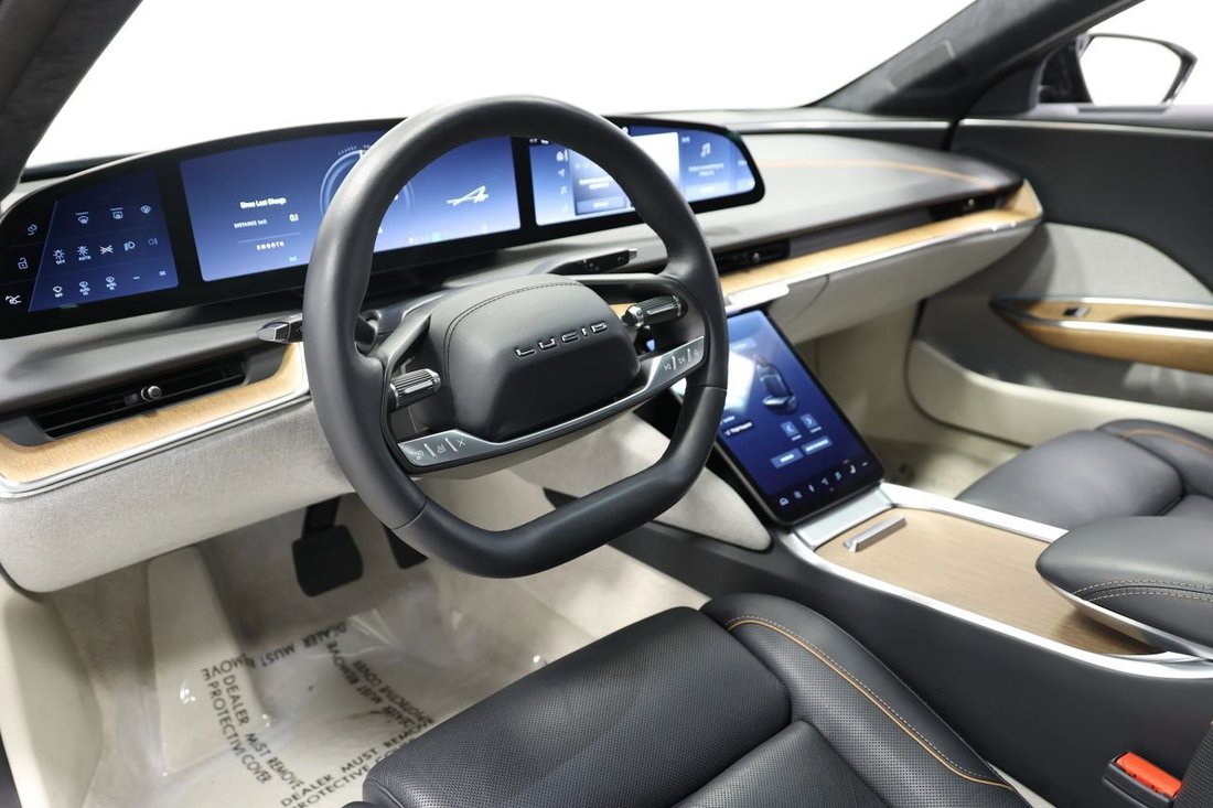 Sedan in Jacksonville, FL, United States 2 - 19064872