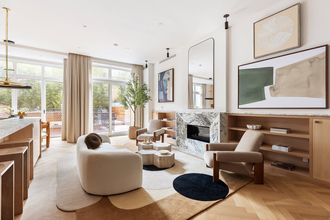 House in New York, New York, United States 1 - 19148286