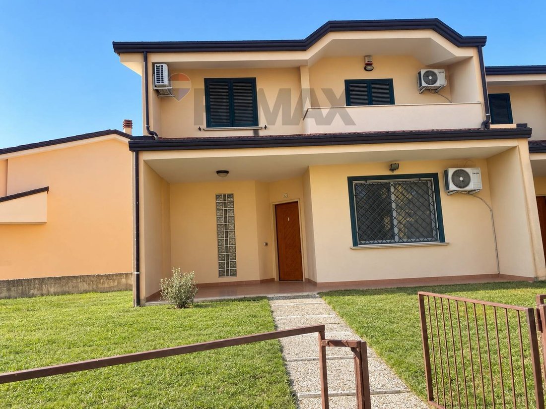 Villa à Teverola, Campanie, Italie 1 - 19149433