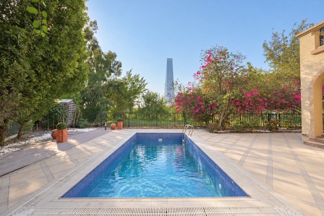 Villa in Al Wasl, Dubai, United Arab Emirates 4 - 19149534
