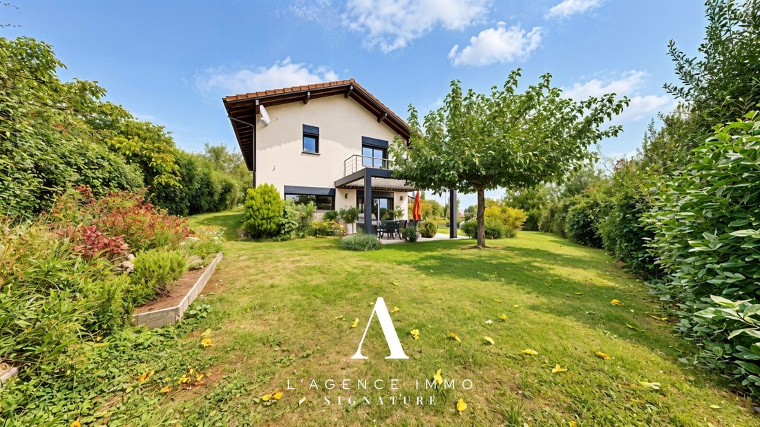 House in Crozet, Auvergne-Rhône-Alpes, France 2 - 19149698