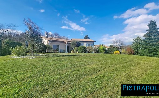 Villa in Chaponnay, Auvergne-Rhone-Alpen, Frankreich 1