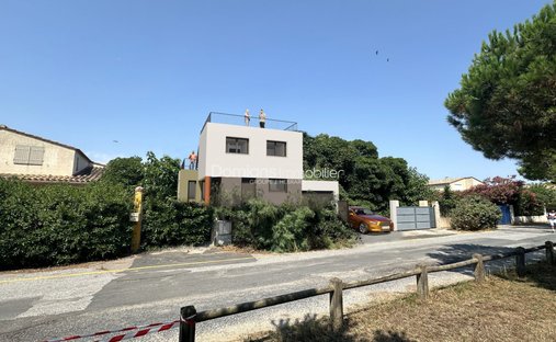 Casa en Sainte-Marie-la-Mer, Occitania, Francia 1