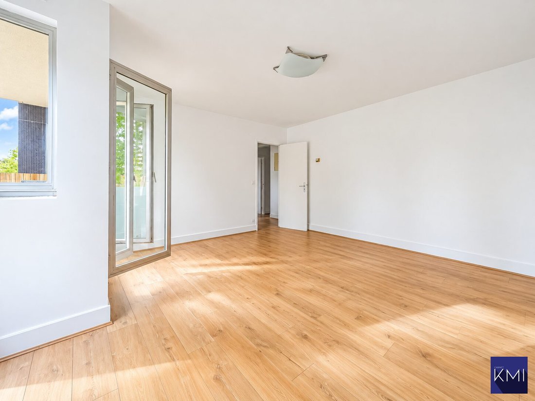 Apartment in Saint Blaise, Paris 20e Arrondissement, Paris 2 - 19149683