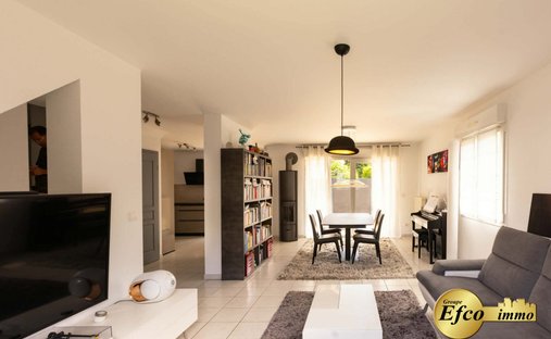 Casa a Nord, Saint-Louis, Francia 1