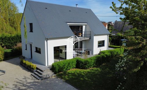 House in Blonville-sur-Mer, Normandy, France 1
