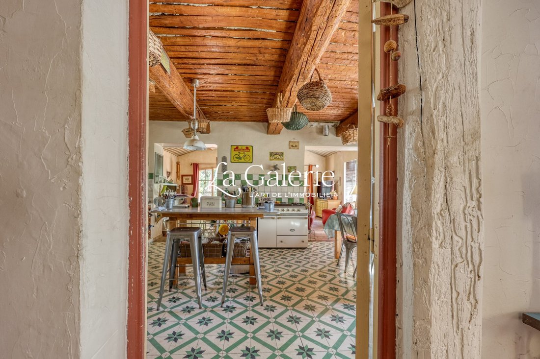 Casa de Campo en Hyères, Provenza-Alpes-Costa Azul, Francia 5 - 19149616