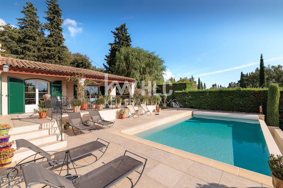 Maison à Grasse, Provence-Alpes-Côte d'Azur, France 2 - 19149655