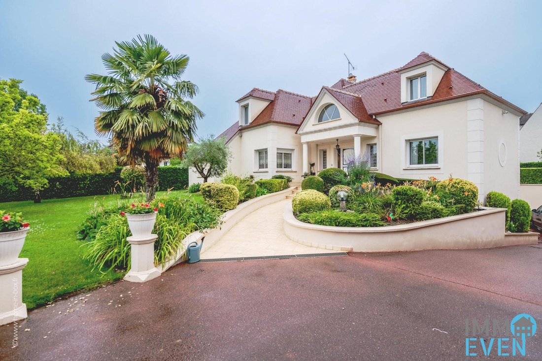 Villa à Ballancourt-sur-Essonne, Île-de-France, France 1 - 19149738